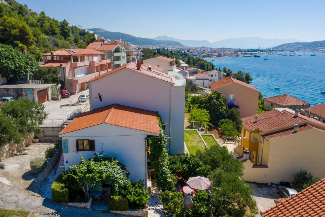 Vesna&Ivan Trogir Luaran gambar